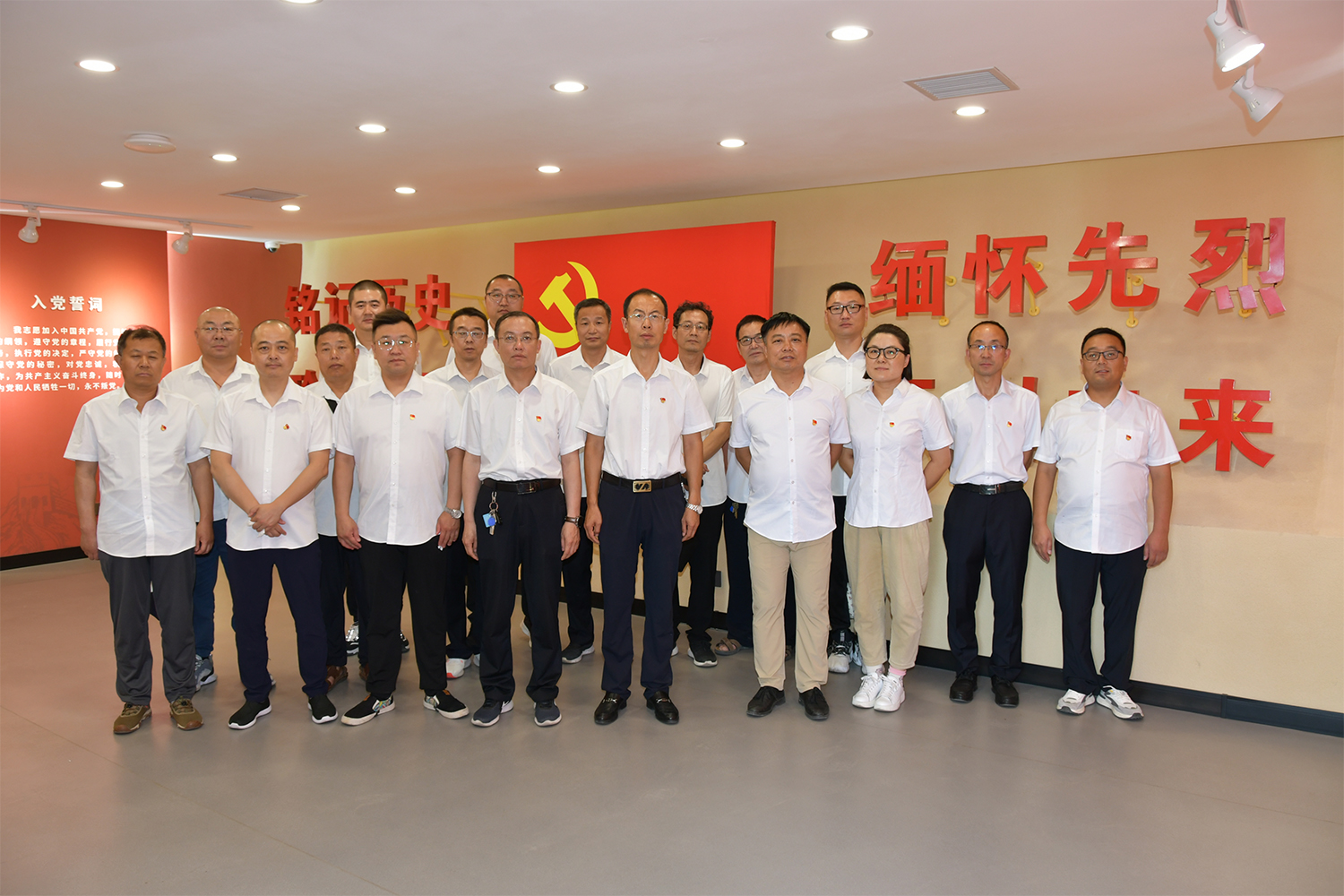 1688537005859184.jpg 8437-1.jpg